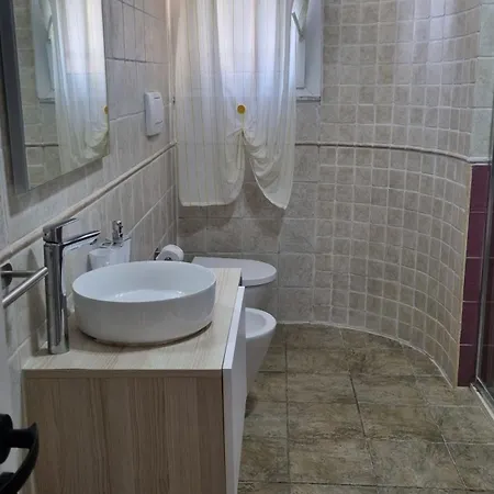 Wildflowers House - Japartments Apartman Genova