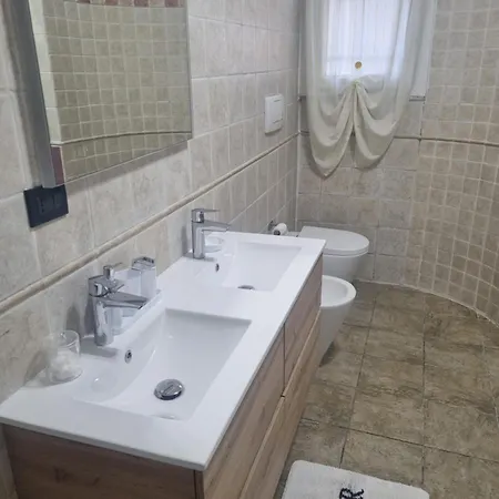 Apartman Wildflowers House - Japartments Genova