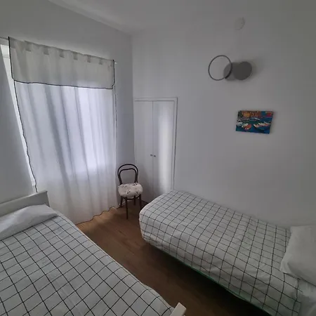 Wildflowers House - Japartments Apartman