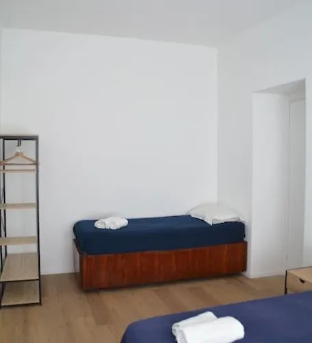 Wildflowers House - Japartments Genua