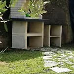 Wildflowers House - Japartments * Janov