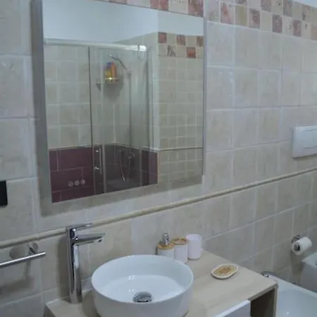 Wildflowers House - Japartments Apartman *